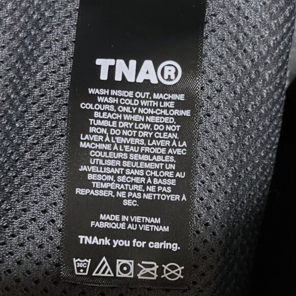 NWT Aritzia TNA Polartec® Thermal Pro® 1/2 Zip Sweatshirt - Picture 8 of 9